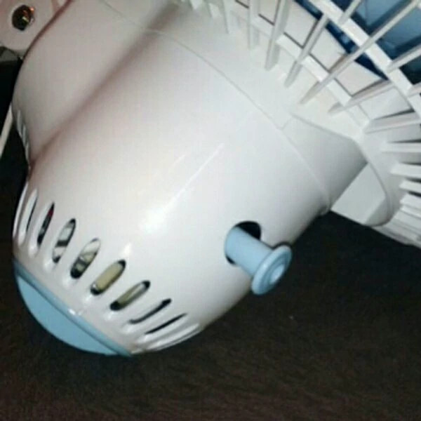 پنکه رومیزی گیره دار