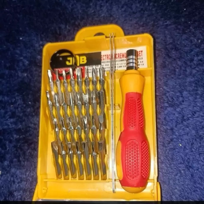 پیچ گوشتی ساعتی مجموعه 34 عددی