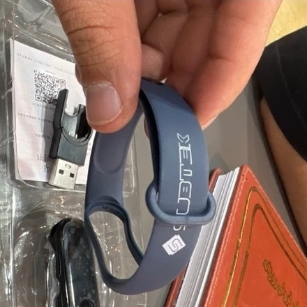 مچ بند هوشمند طرح اسمارت واچ M6 2022 مخصوص شیک پوشان